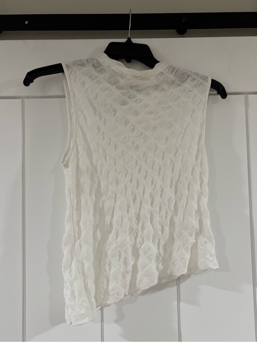 Maeve Textured Mock Neck Top in White Size M